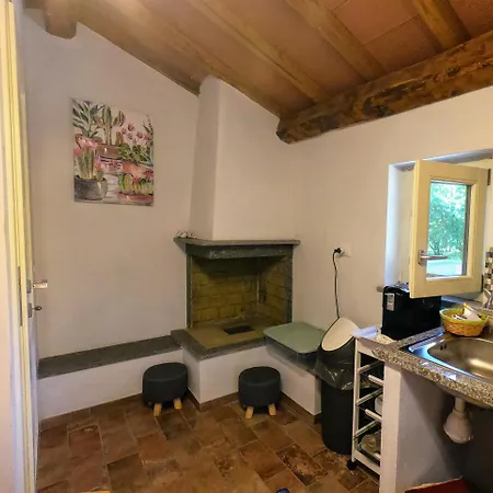 Podere Vasella - Senior Dx דירה Capranica